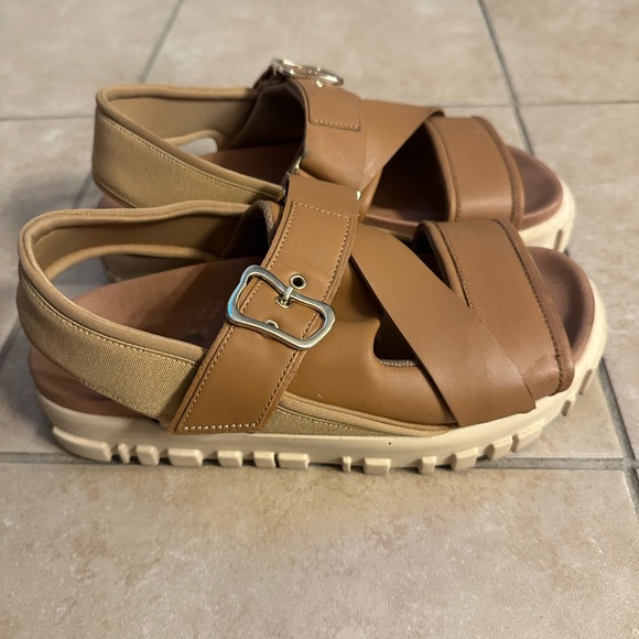 ESC women’s sandals tan eu size 38 - Picture 3 of 3